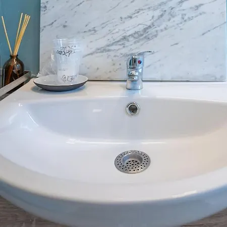 Singola Con Ac, Tv, Wi-fi E Cucina * Milan